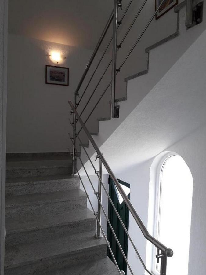 Apartments Mlikota Затон Екстер'єр фото